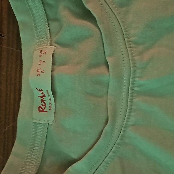 Romwe Bundle of 3 Shirts - Picture 7 of 10